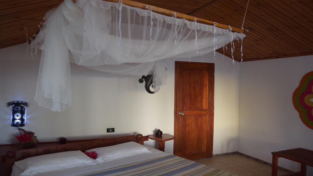 Laguna Blu - Resort Madagascar Andavadoaka Zimmer foto